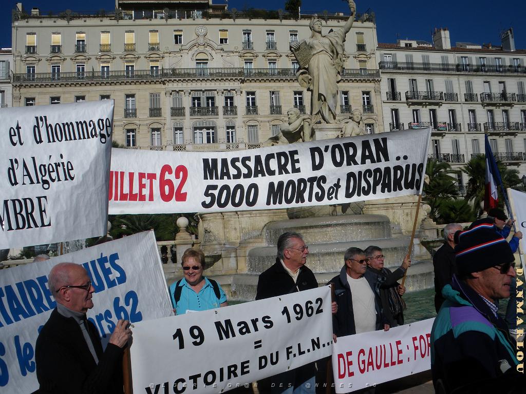 2012 11 07 TOULON MANIF CONTRE RECONNAISSANCE DU 19 MARS 1962 (9).JPG